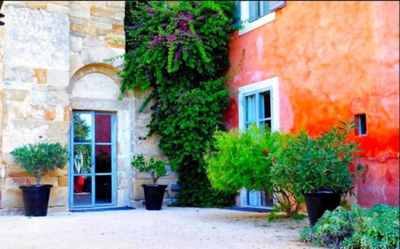 Domaine Sainte Colombe Hotel Luaran gambar