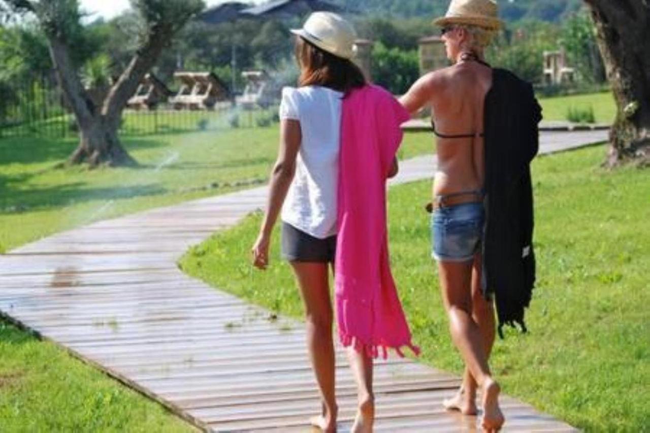 Domaine Sainte Colombe Hotel Luaran gambar