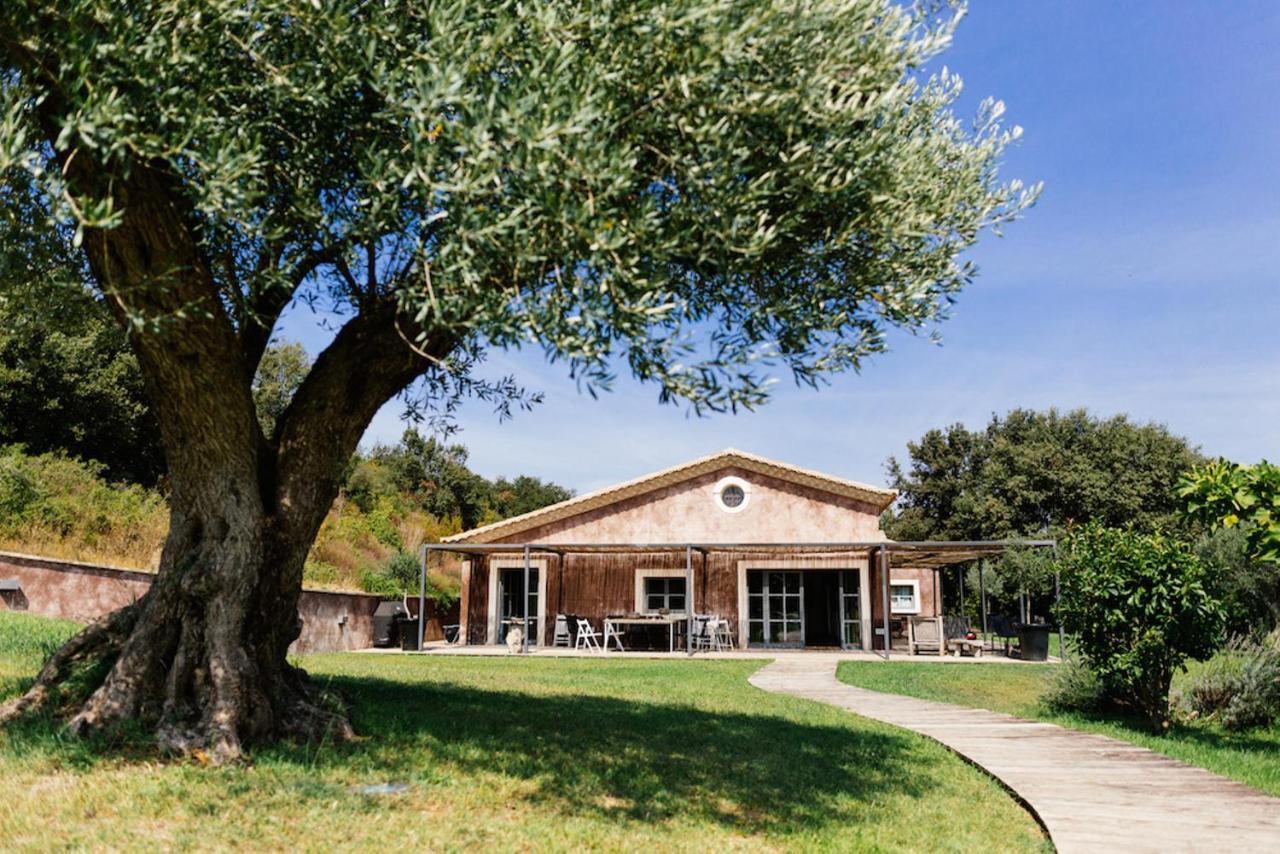 Domaine Sainte Colombe Hotel Luaran gambar