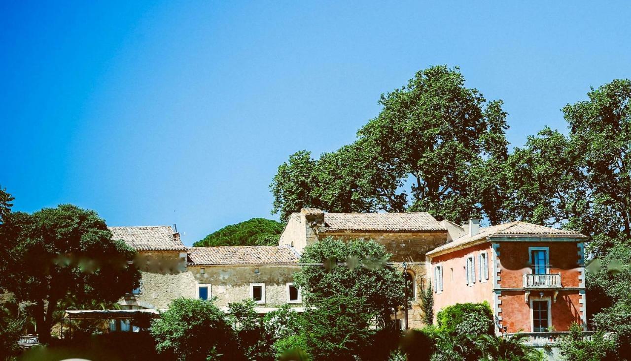Domaine Sainte Colombe Hotel Luaran gambar
